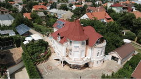 Ilonka Villa